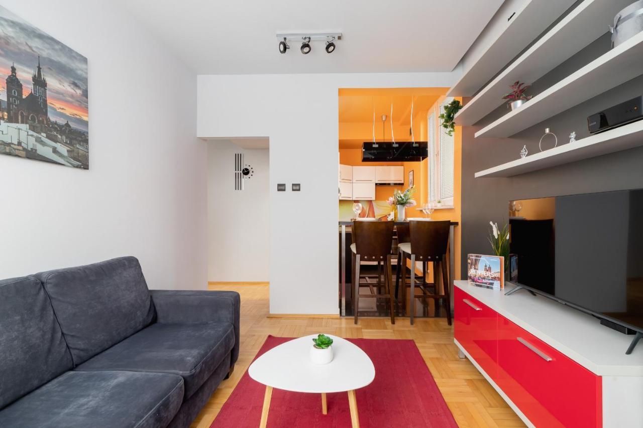 קרקוב Lagiewniki Sanctuary One Bedroom Apartment By Renters מראה חיצוני תמונה